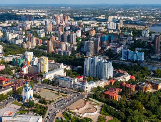 Граждане продолжают благоустраивать дворы при поддержке властей Хабаровского края